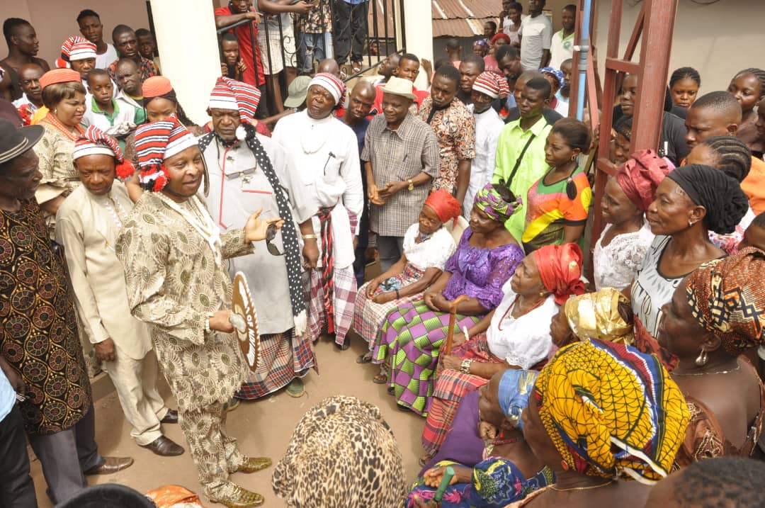 Dr. Ojah Addressing the Women Of Amaekpu Ohafia